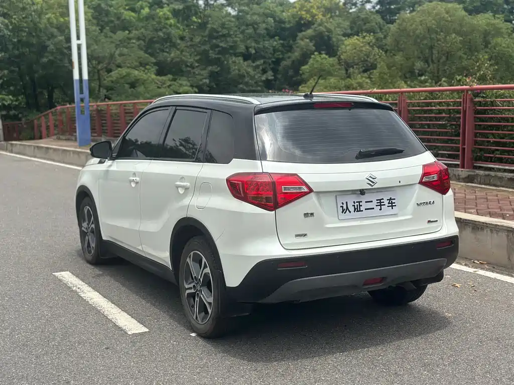 Suzuki Vitara 2017 — фото 5