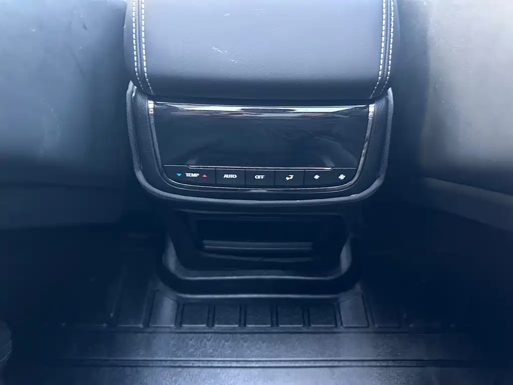 GAC Motor Trumpchi GS8 2023 — фото 14