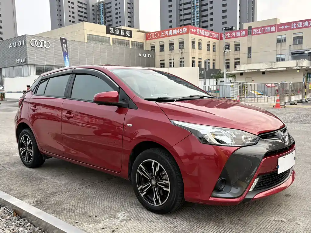 Toyota Yaris L 2019 — фото 3