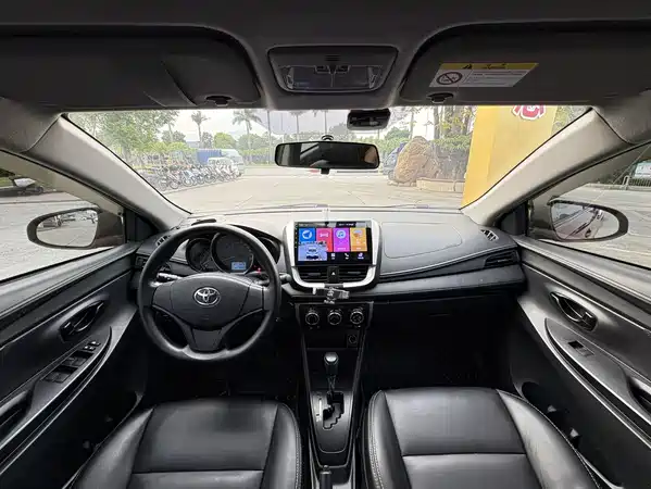 Toyota Yaris L 2019