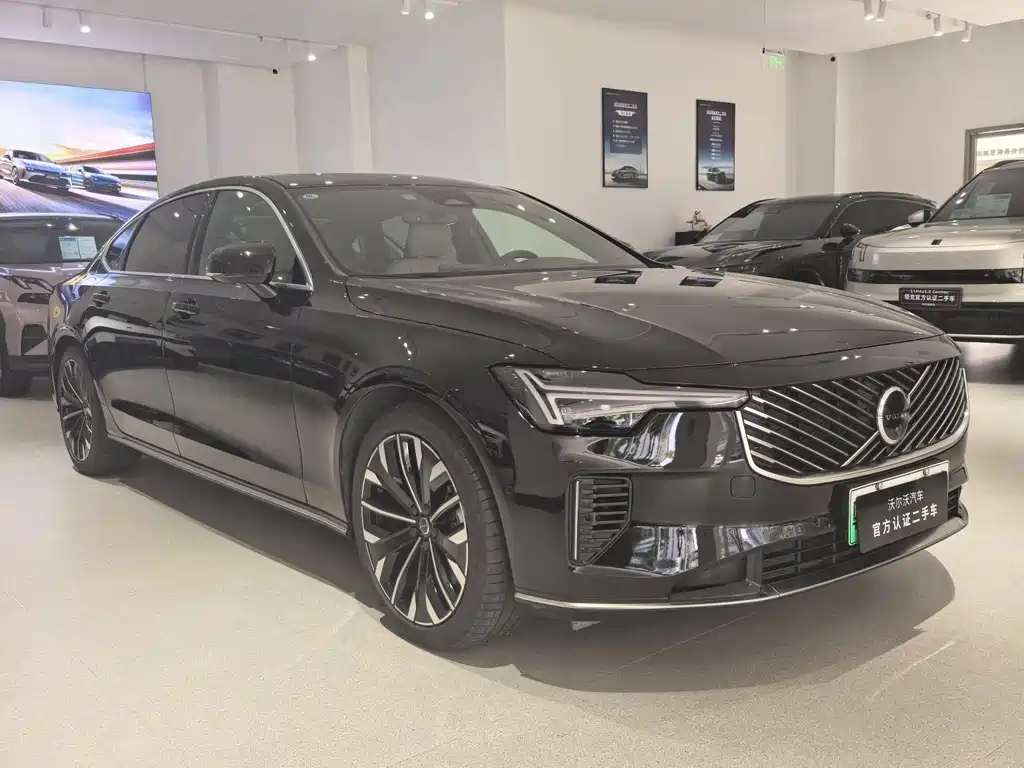 Volvo S90 PHEV 2025 — фото 3
