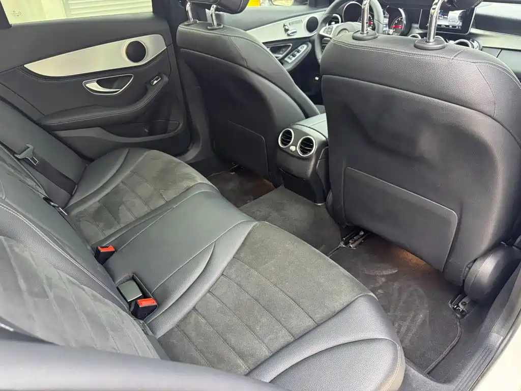 Mercedes-Benz C-Class 2017 — фото 17
