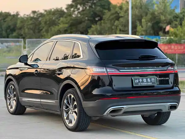 Lincoln Nautilus 2023