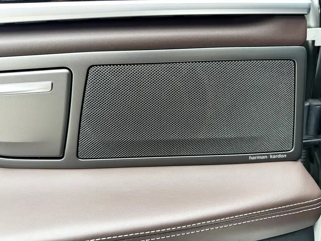 BMW 7 Series 2020 — фото 15
