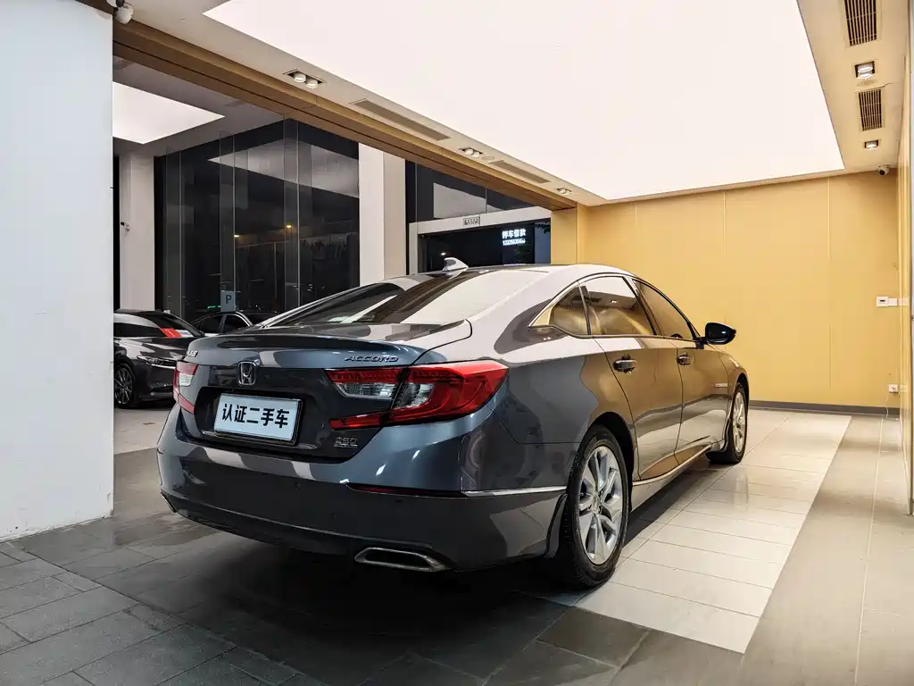 Honda Accord 2020 — фото 29