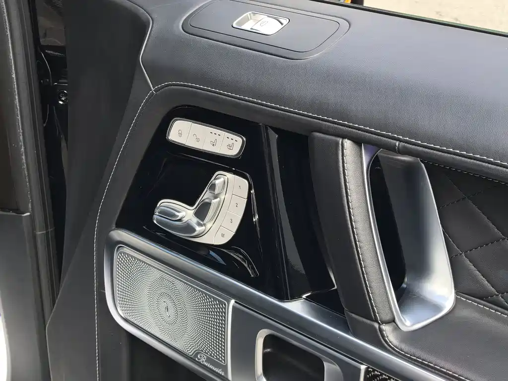 Mercedes-Benz G-Class 2025 — фото 18