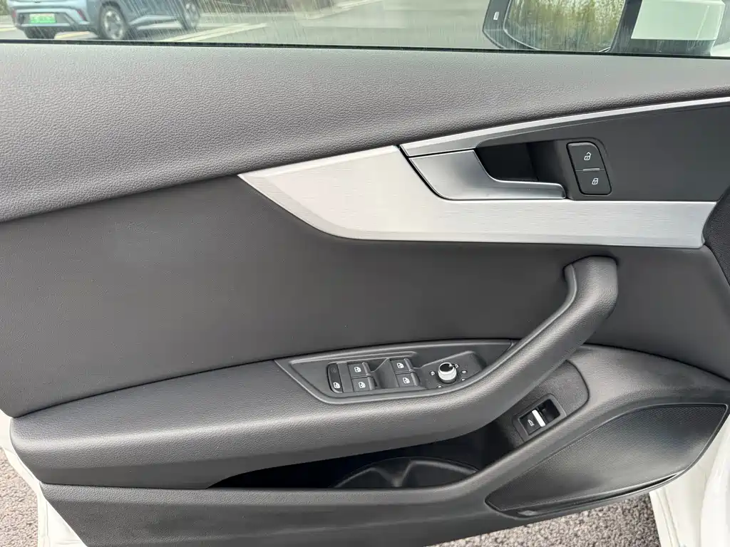 Audi A4L 2022