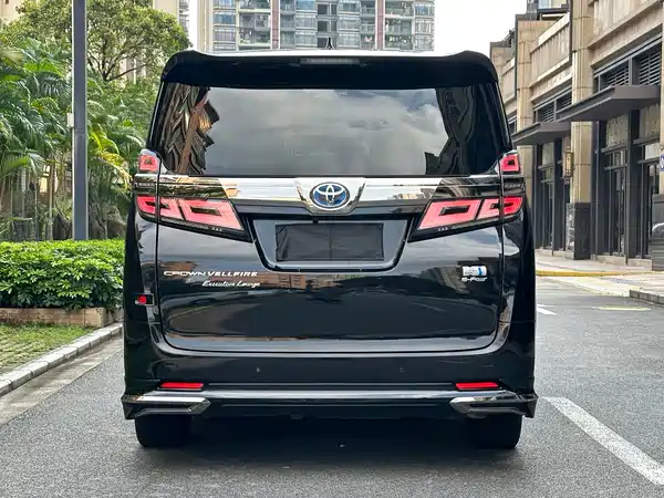 Toyota Vellfire 2021