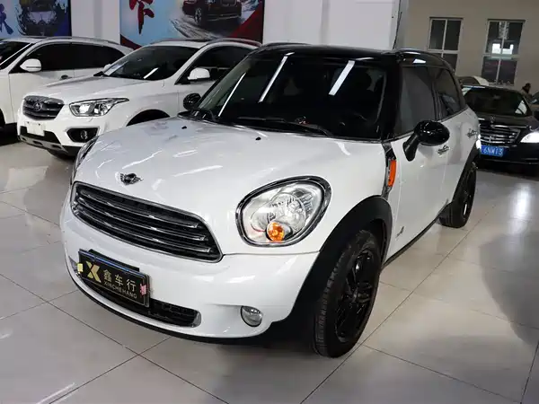 MINI Countryman 2015
