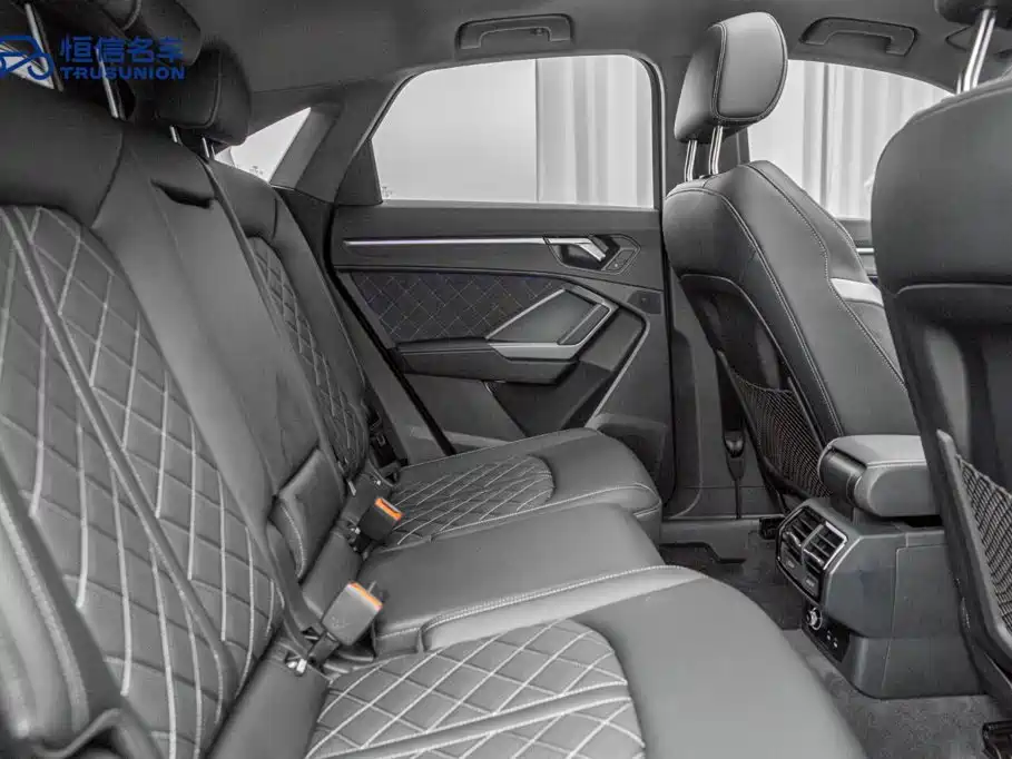 Audi Q3 Sportback 2024 — фото 16