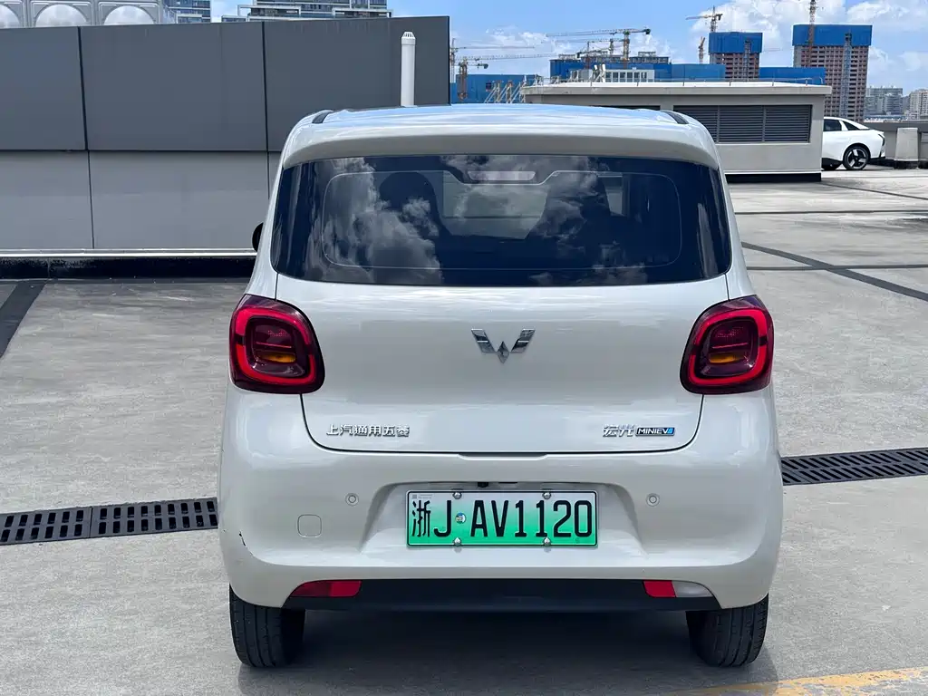 Wuling Hongguang MINIEV 2025