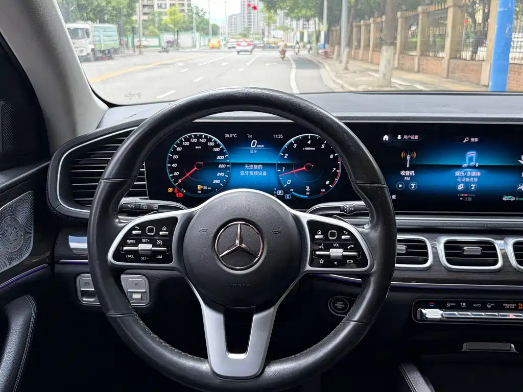 Mercedes-Benz GLE 2020 — фото 19