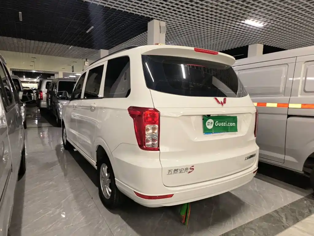 Wuling Hongguang 2025