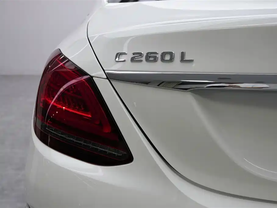 Mercedes-Benz C-Class 2019 — фото 6