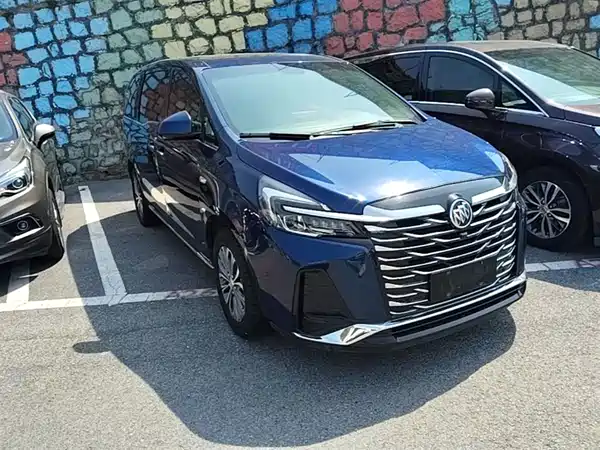 Buick GL8 2023