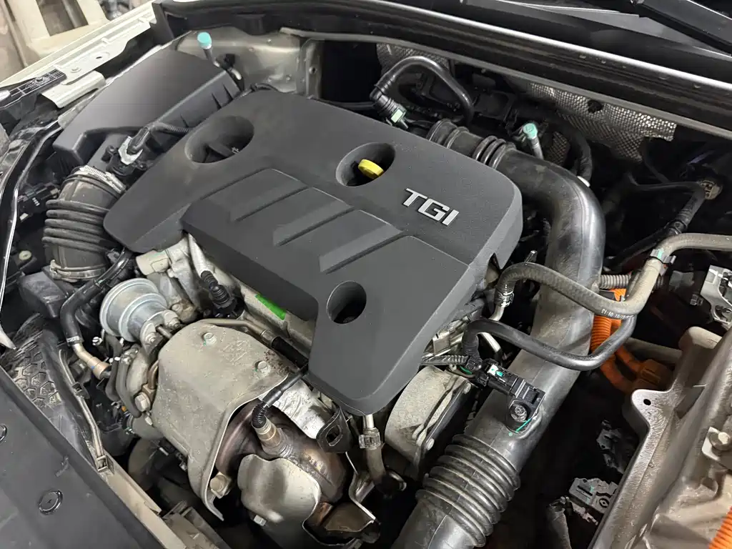 Roewe i6 New Energy 2018 — фото 45