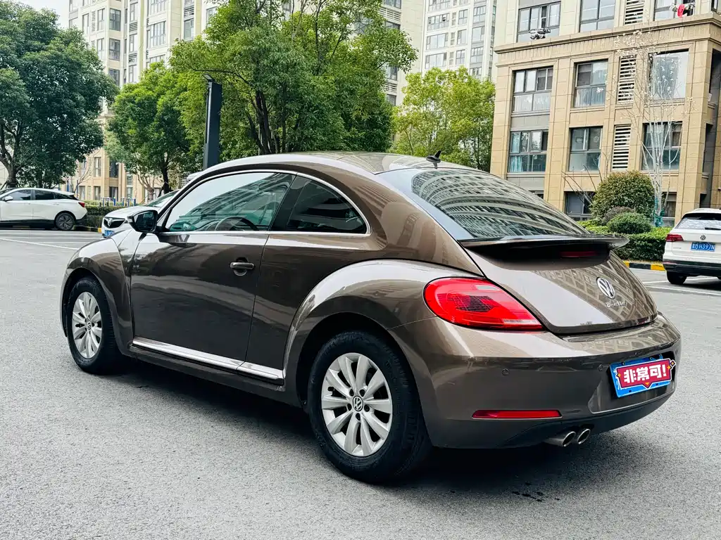 Volkswagen Beetle 2014 — фото 12
