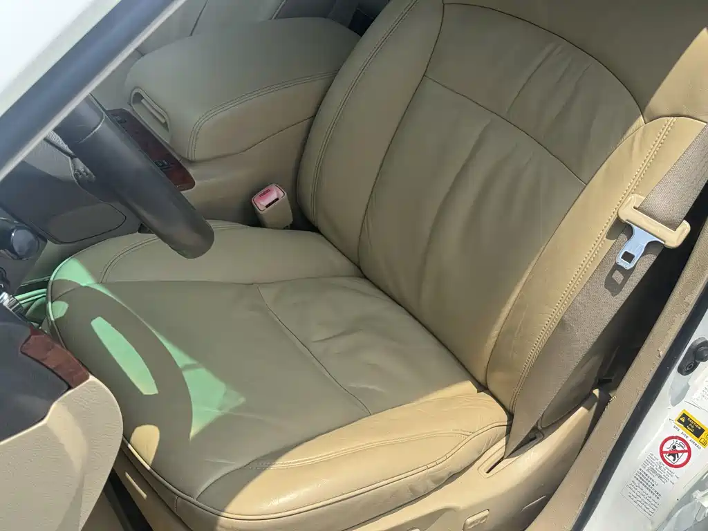 Toyota Crown 2005 — фото 26
