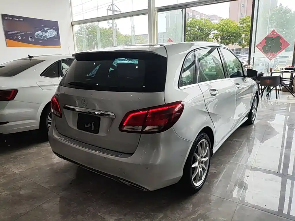 Mercedes-Benz B-Class 2015