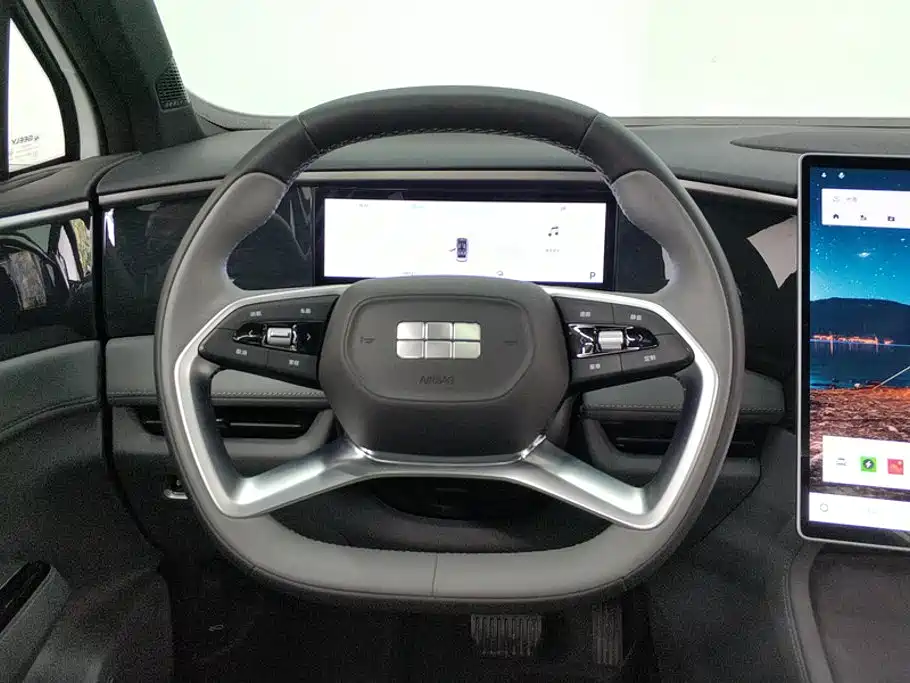 Geely Galaxy L7 2025 — фото 15