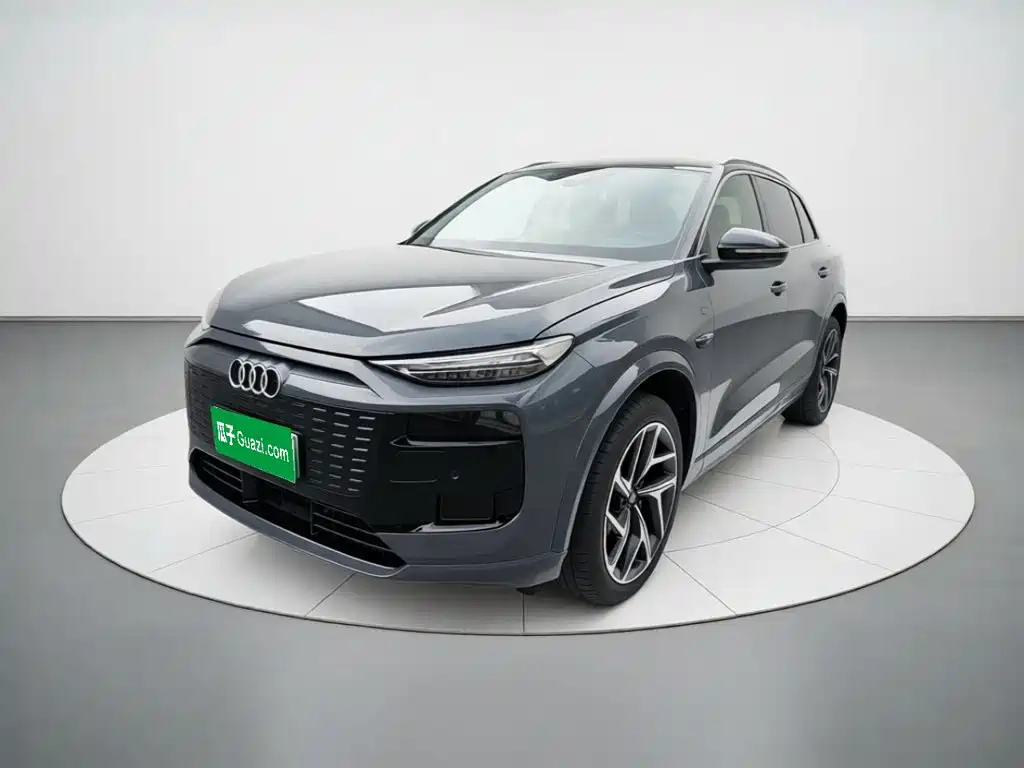 Audi Q6L E-Tron 2026 — фото 1