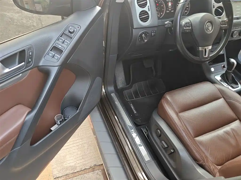 Volkswagen Tiguan 2016 — фото 14