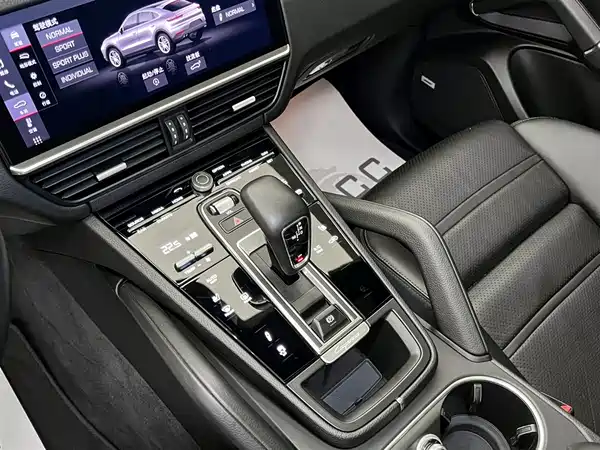 Porsche Cayenne 2019