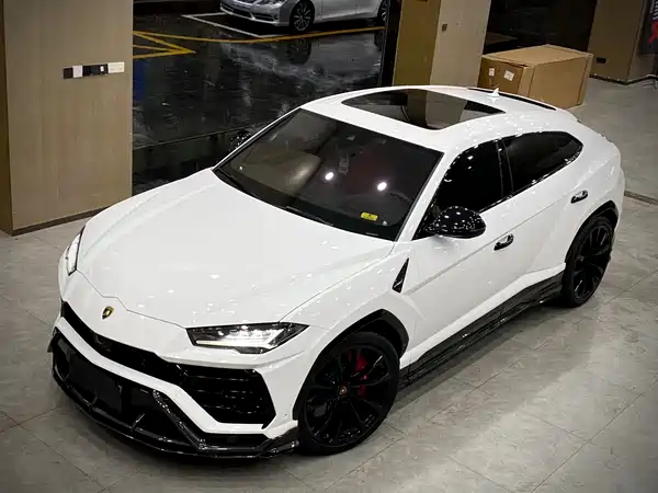 Lamborghini Urus 2020
