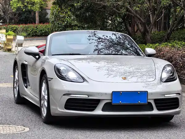 Porsche 718 2022