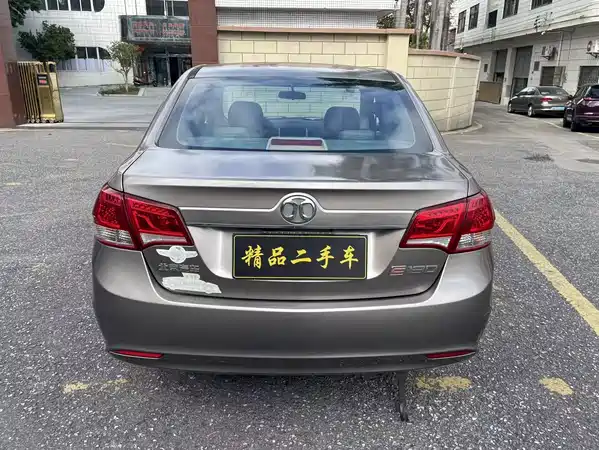 BAIC Motor E Series 2014