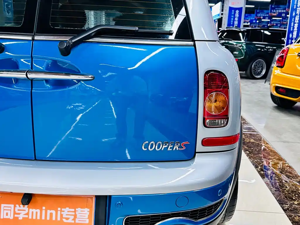MINI Clubman 2010 — фото 13
