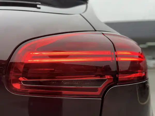 Porsche Cayenne 2016