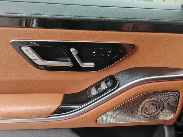 Mercedes-Benz S-Class 2021