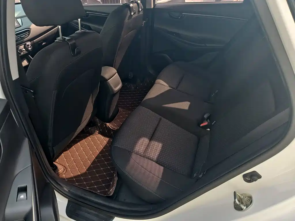 Hyundai Yuedong 2018 — фото 10