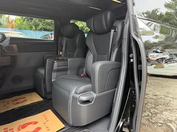 Toyota Alphard 2025