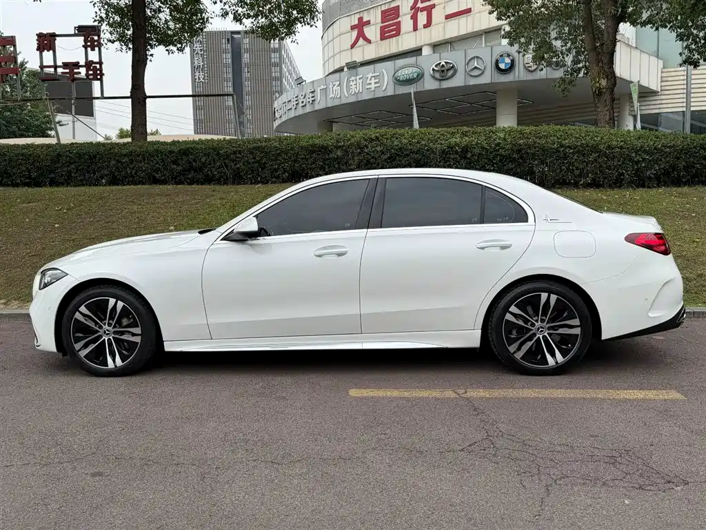 Mercedes-Benz C-Class New Energy 2024 — фото 3