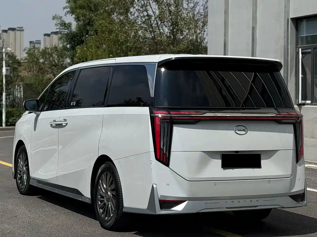 GAC Motor Trumpchi M8 2023 — фото 15
