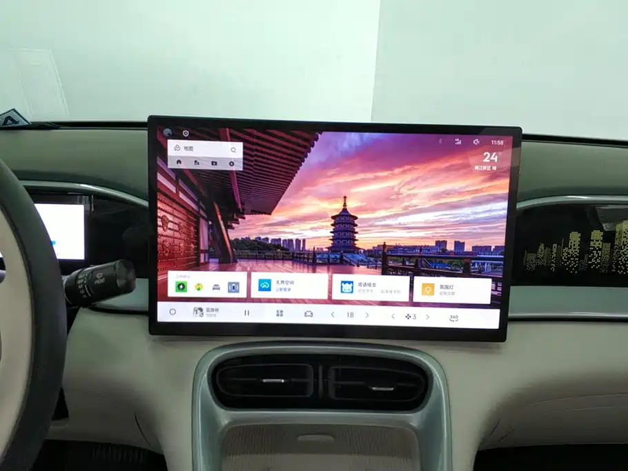 Geely Galaxy Starwish 2025 — фото 13