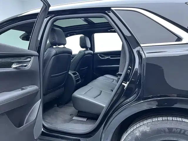 Cadillac XT5 2020 — фото 13