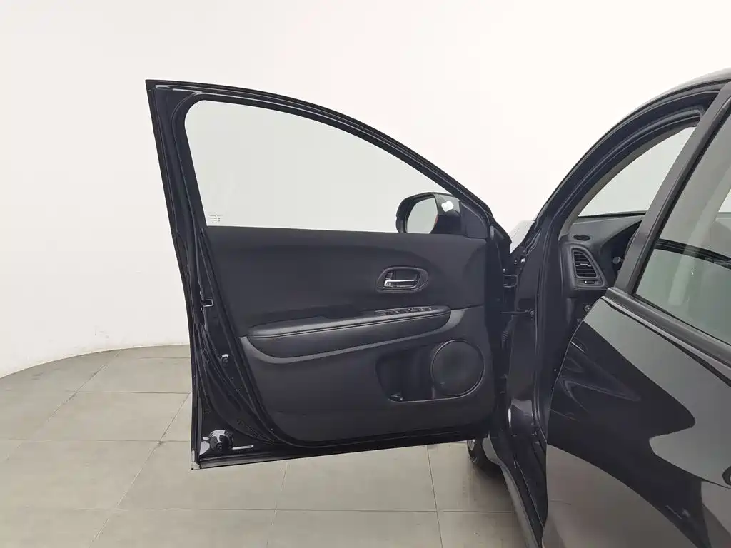 Honda Vezel 2015 — фото 8