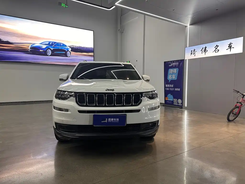 Jeep Commander 2019 — фото 10