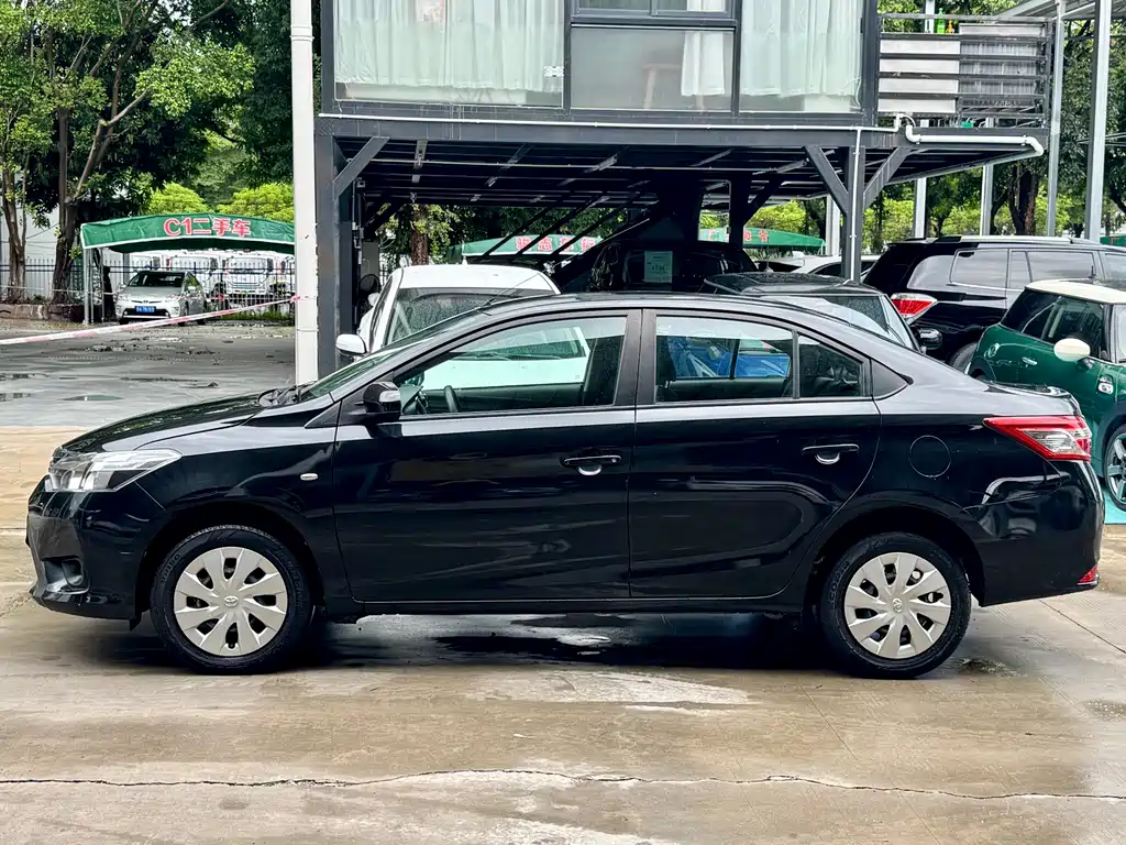 Toyota Vios 2016 — фото 27