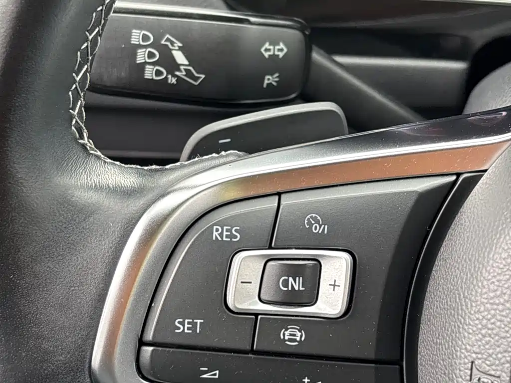 Volkswagen Tiguan L 2021 — фото 22