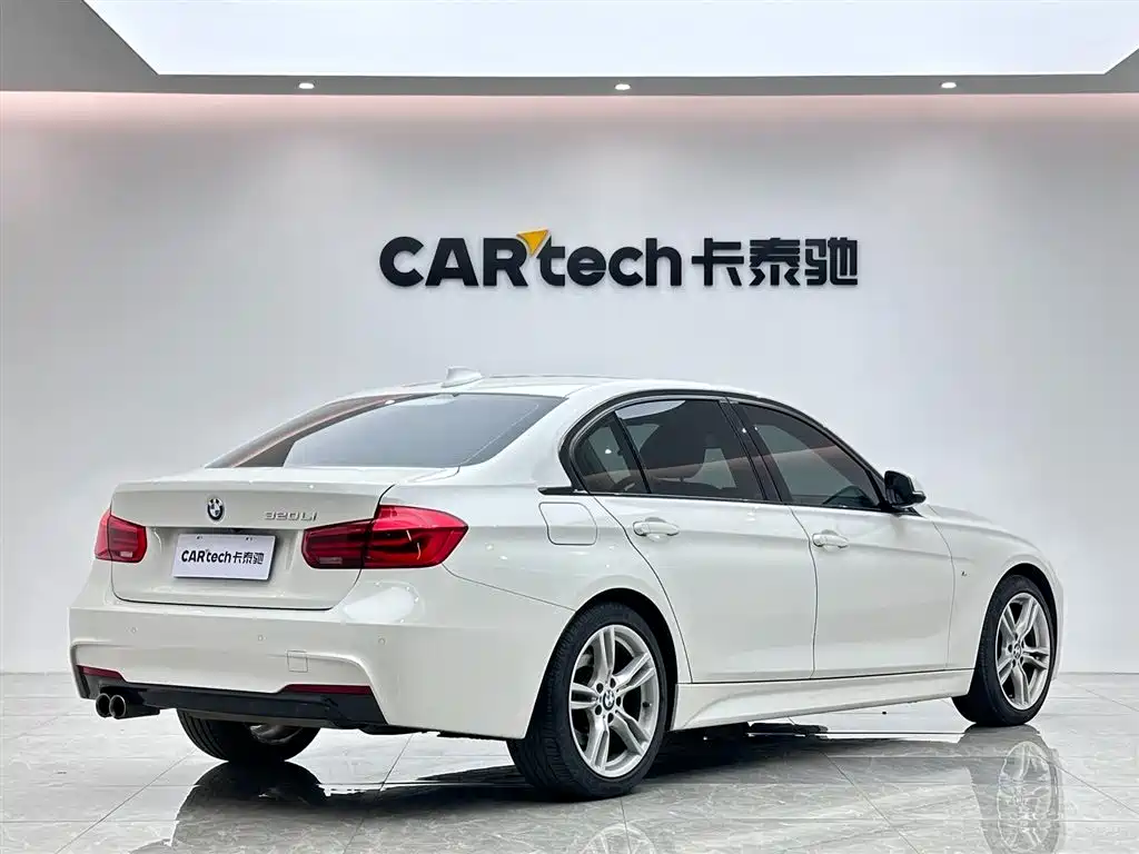 BMW 3 Series 2018 — фото 5