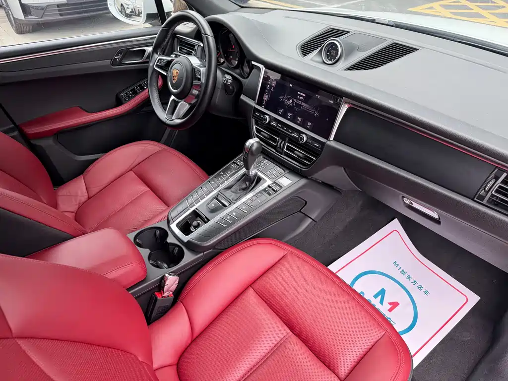Porsche Macan 2020 — фото 12