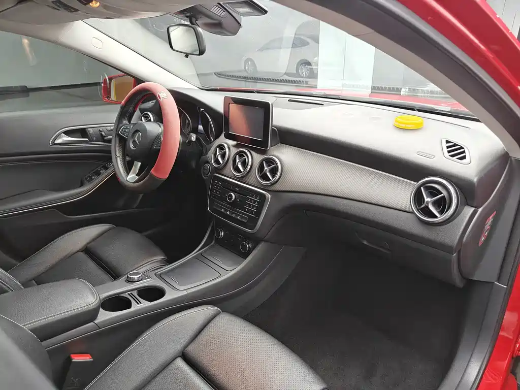 Mercedes-Benz GLA 2016 — фото 13