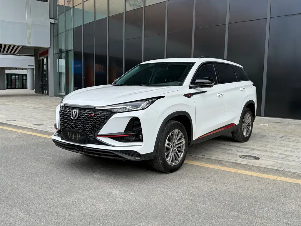 Changan CS75 PLUS 2021 — фото 1