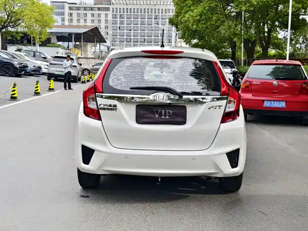 Honda Fit 2016