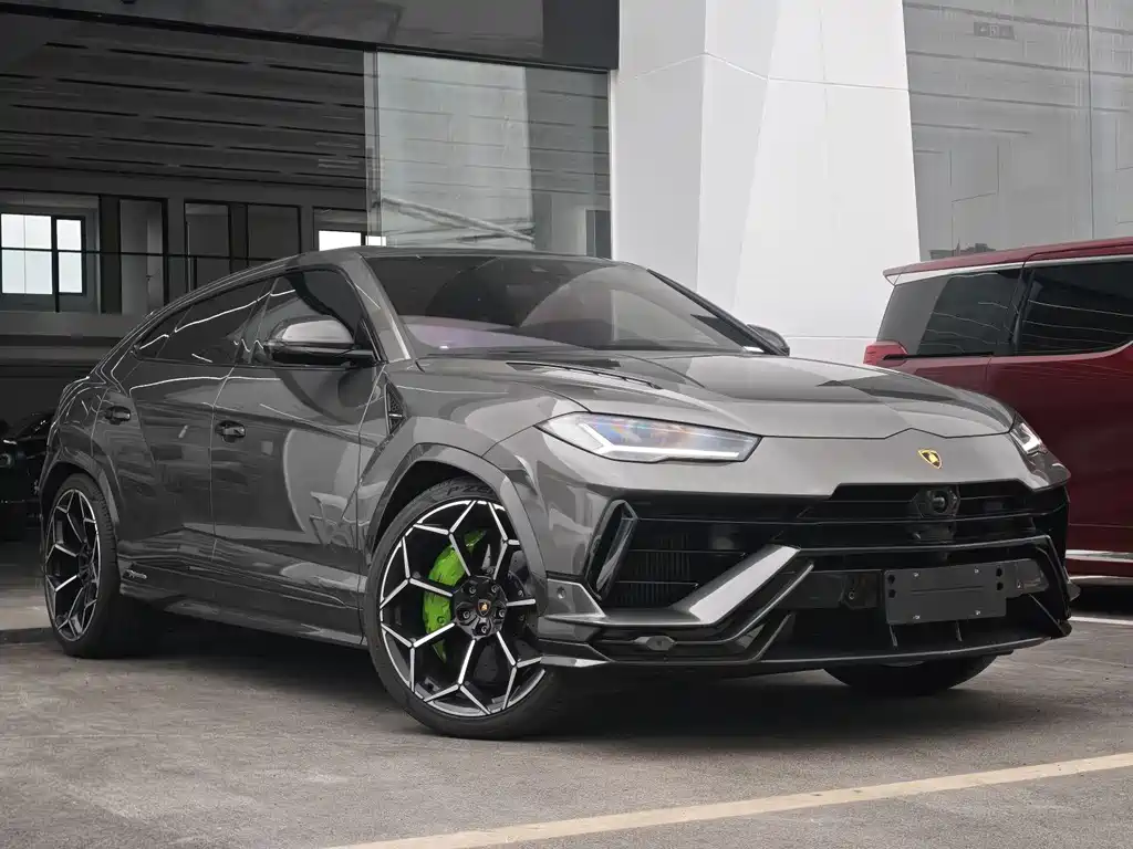 Lamborghini Urus 2024 — фото 2
