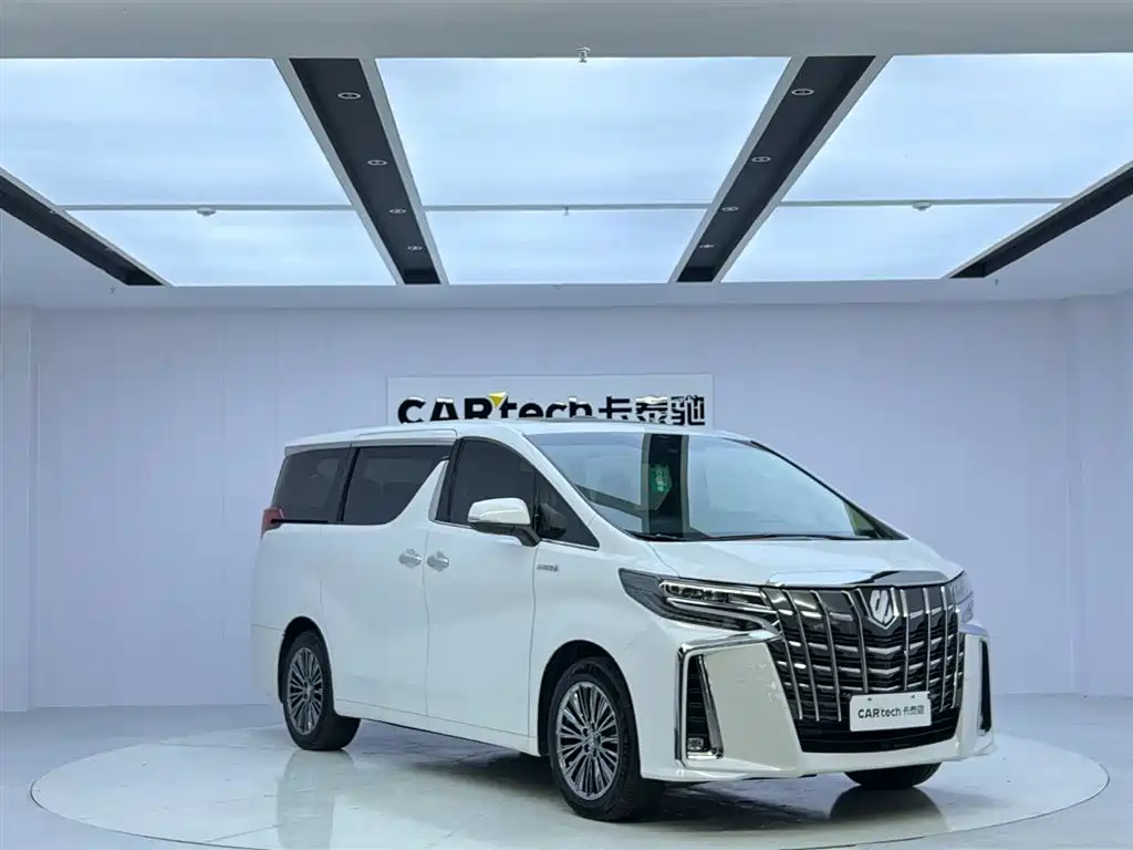 Toyota Alphard 2022 — фото 7